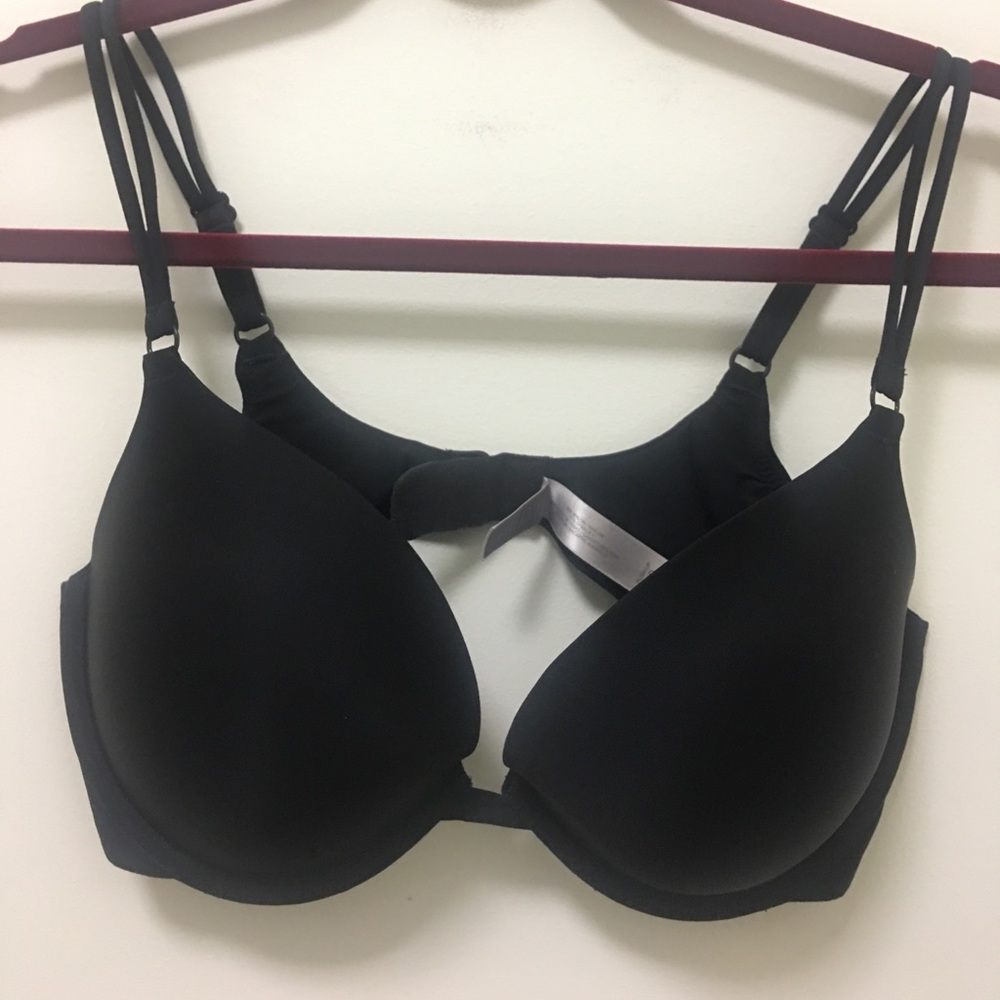 Victoria’s Secret Push Up Black Bra 34D EUC